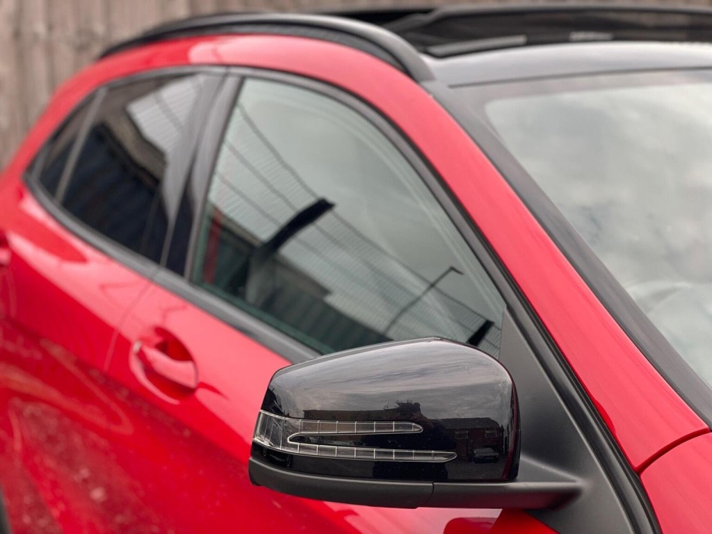 MERCEDES-BENZ GLA CLASS