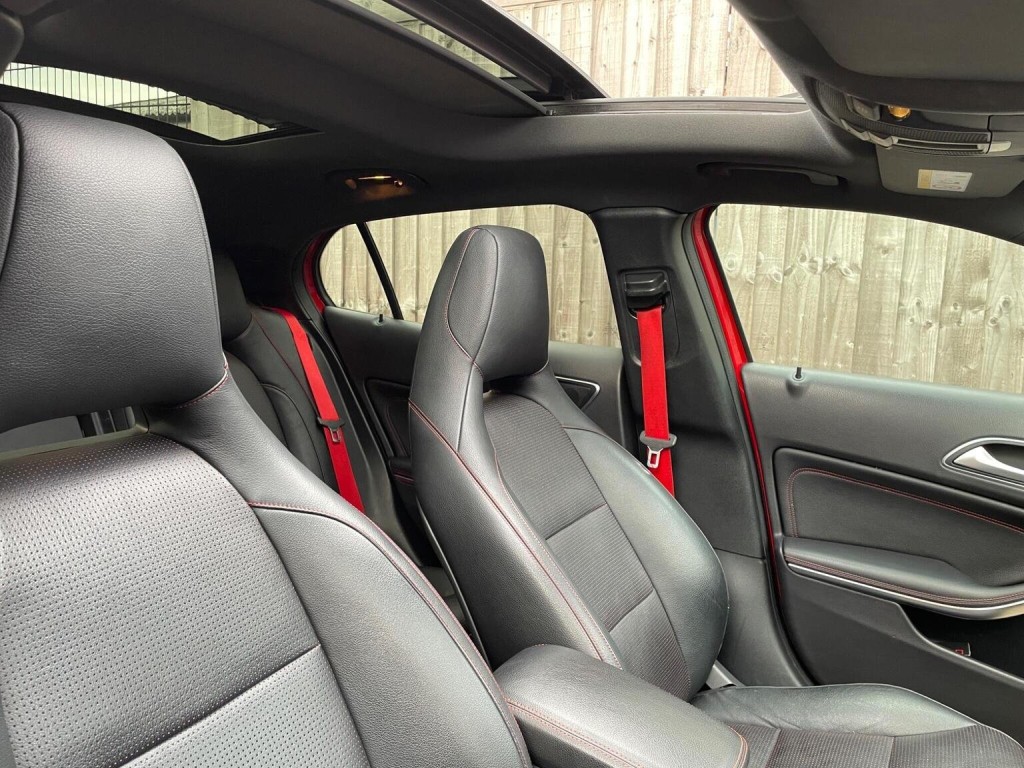 MERCEDES-BENZ GLA CLASS