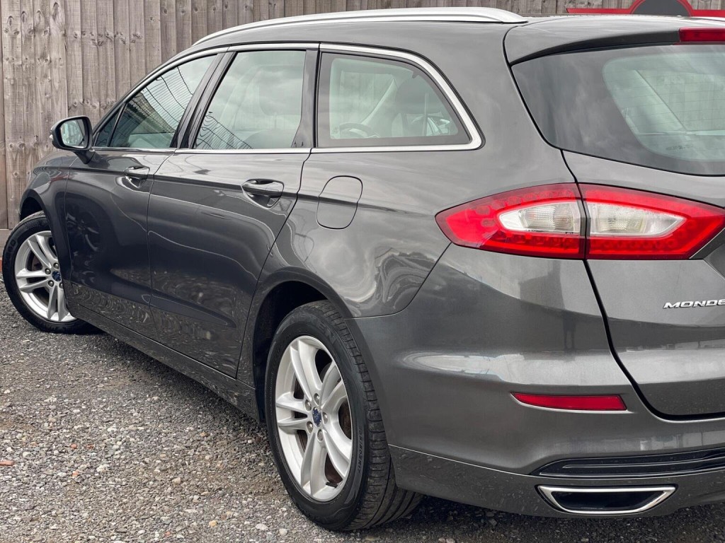 FORD MONDEO