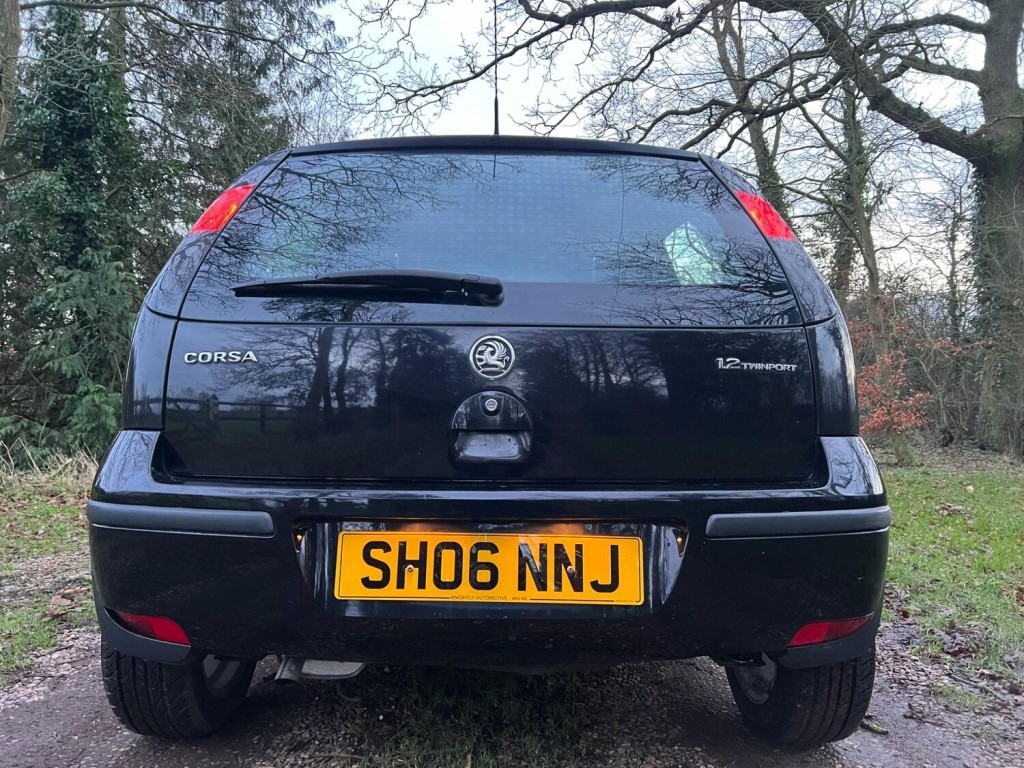 VAUXHALL CORSA