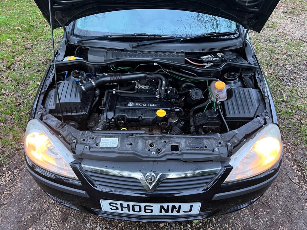 VAUXHALL CORSA