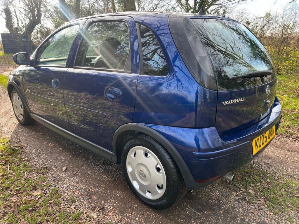 VAUXHALL CORSA