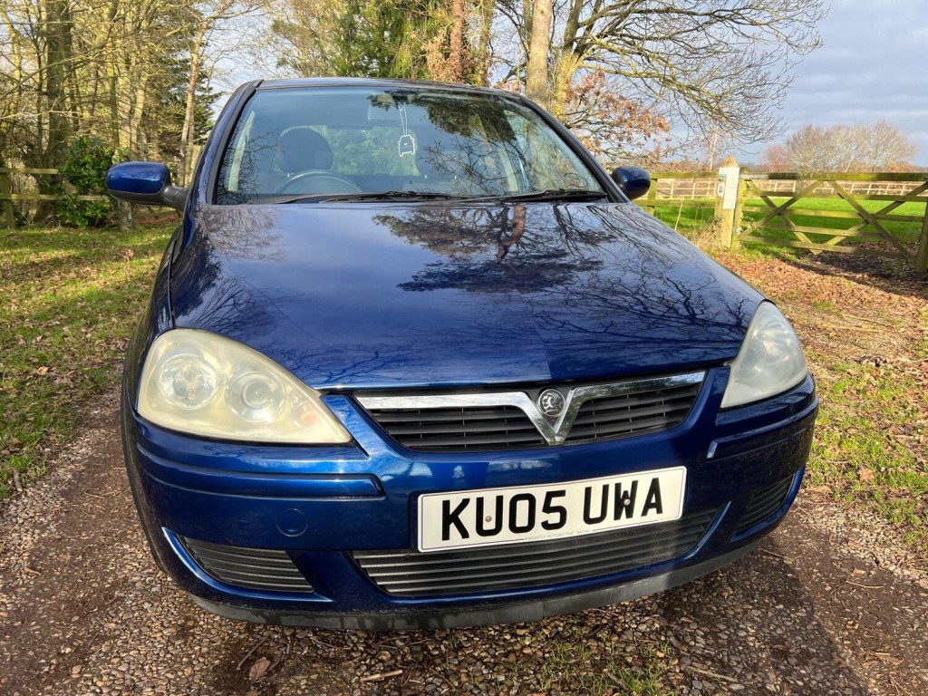 View VAUXHALL CORSA 1.2i 16v Design 5dr (a/c)