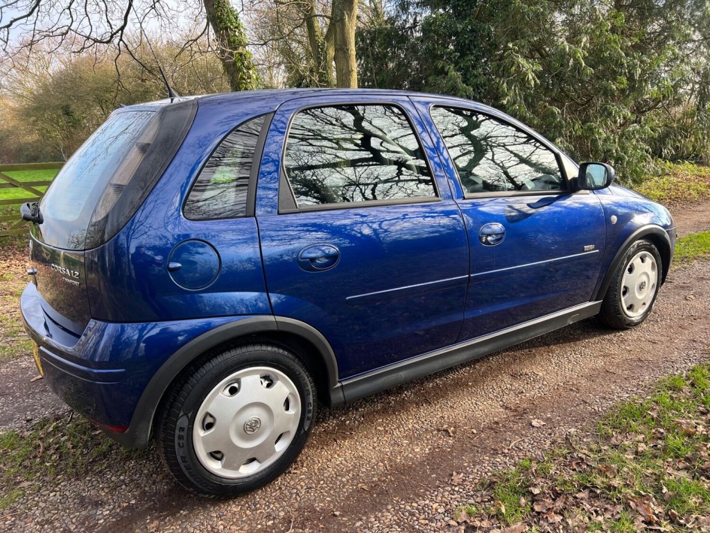 VAUXHALL CORSA