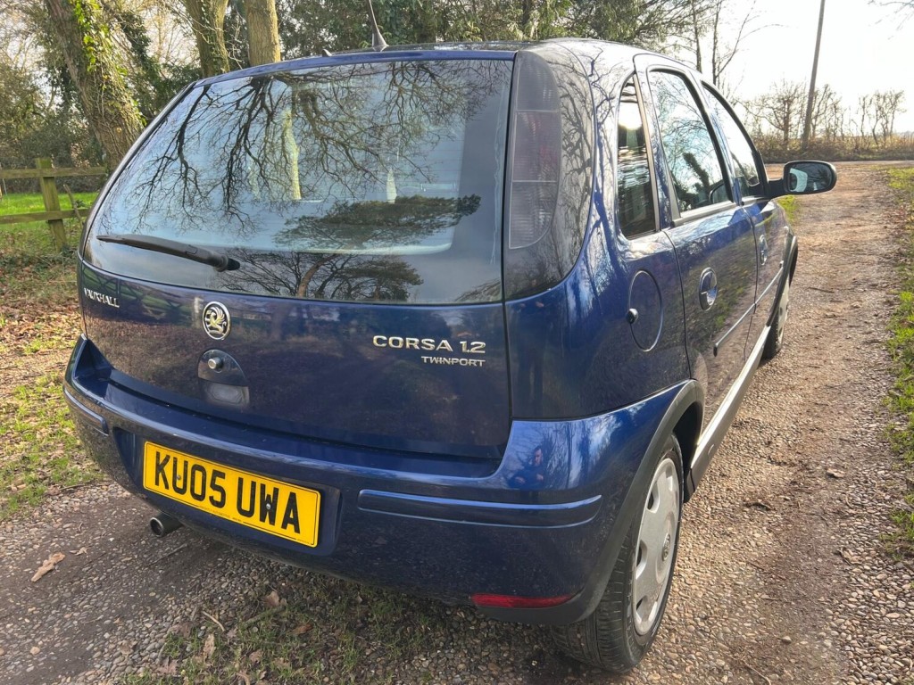 VAUXHALL CORSA