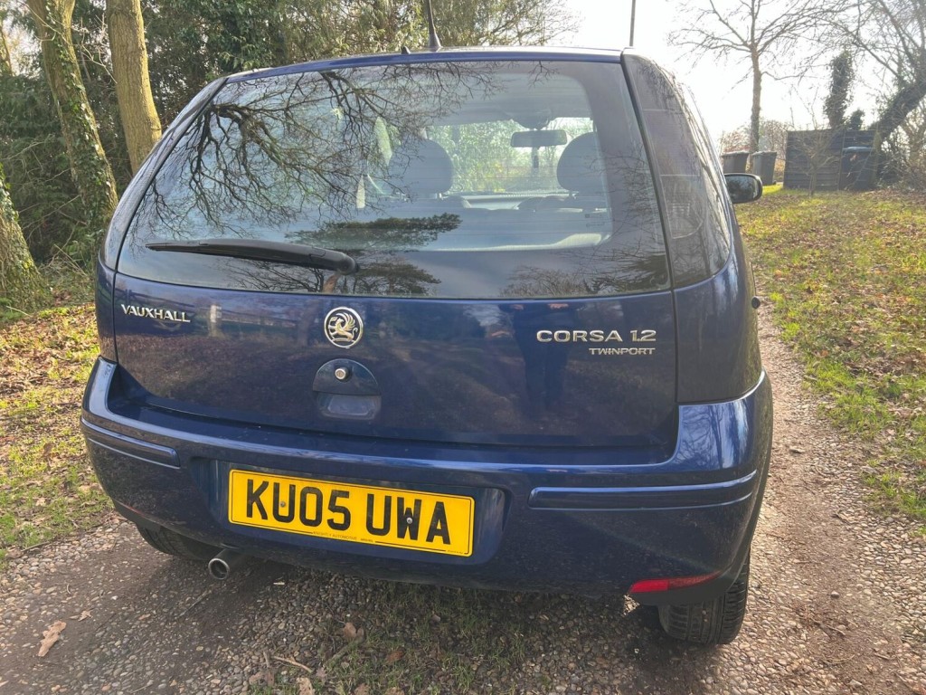 VAUXHALL CORSA