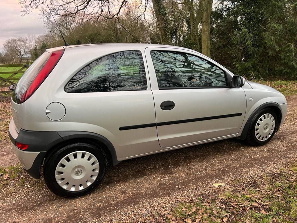 VAUXHALL CORSA