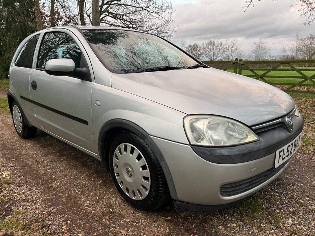View VAUXHALL CORSA 1.0i 12v Club 3dr
