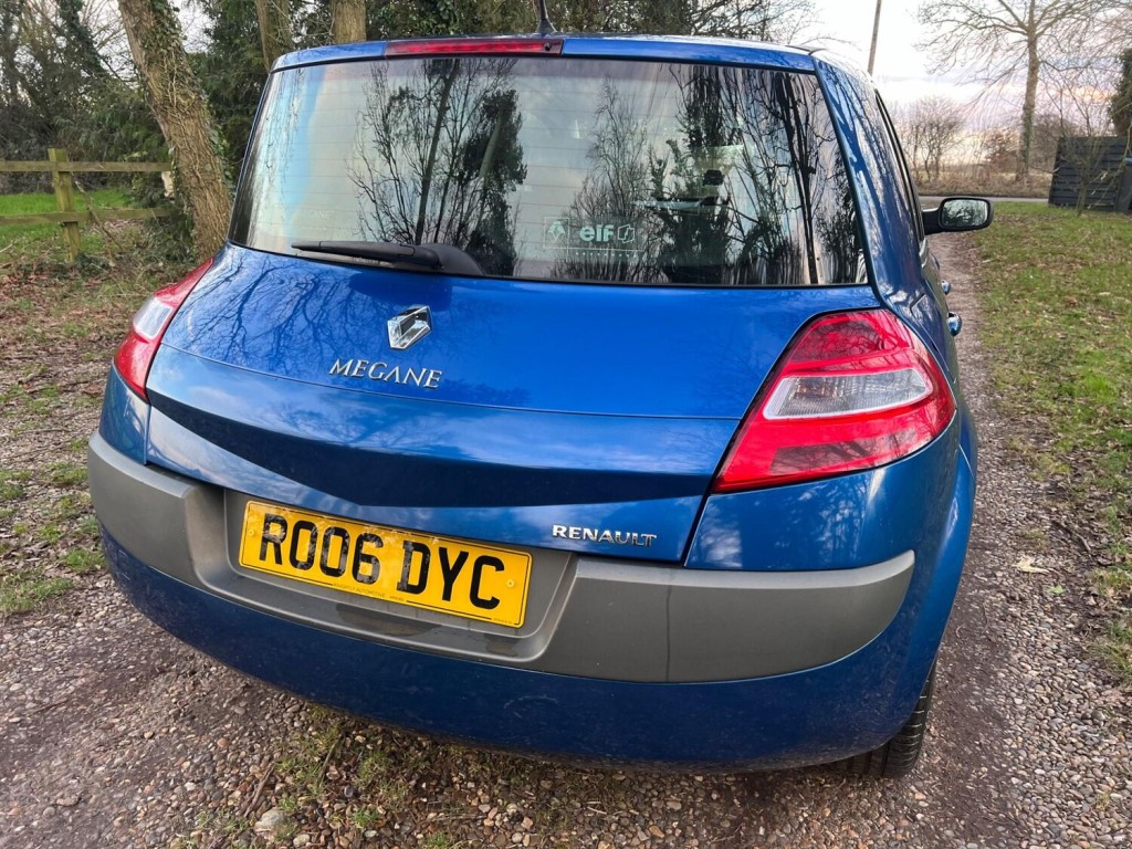 RENAULT MEGANE