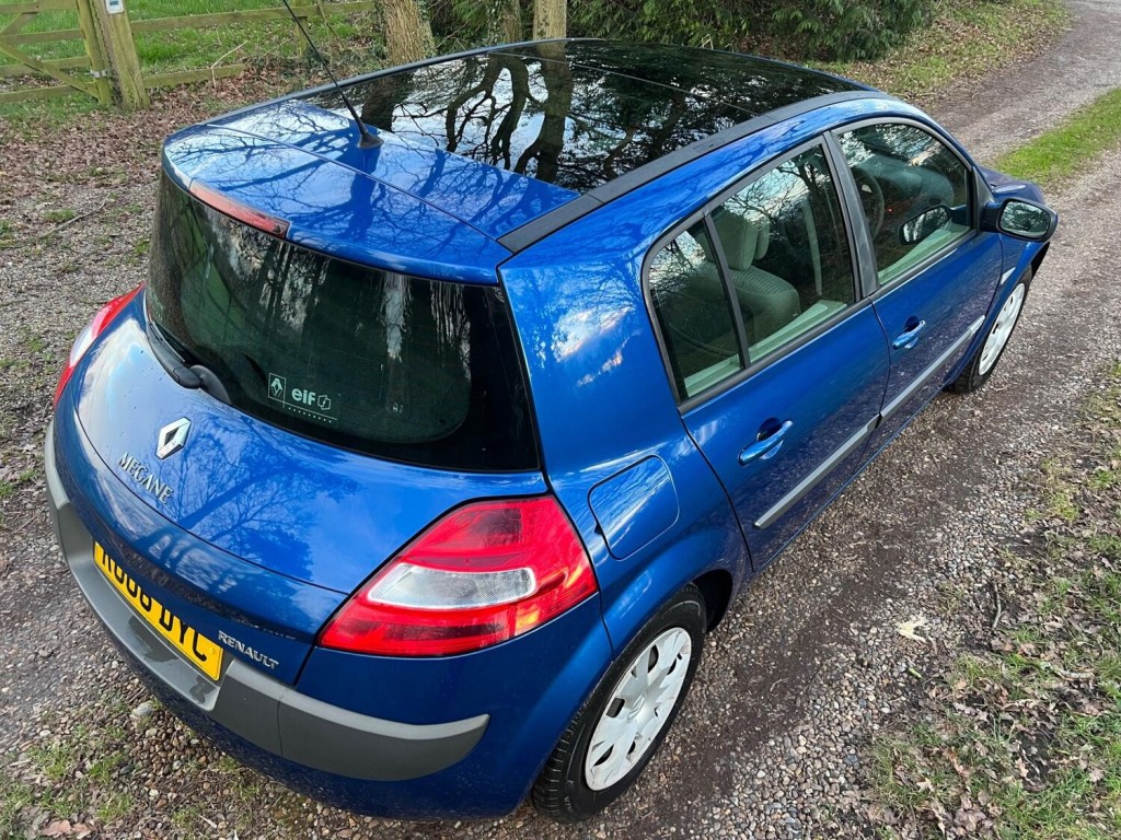 RENAULT MEGANE