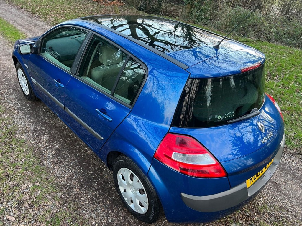 RENAULT MEGANE