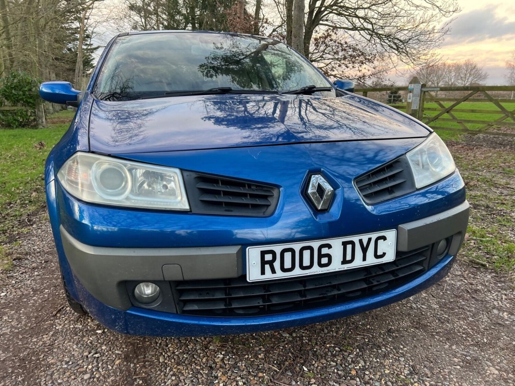 View RENAULT MEGANE 1.6 VVT Expression 5dr