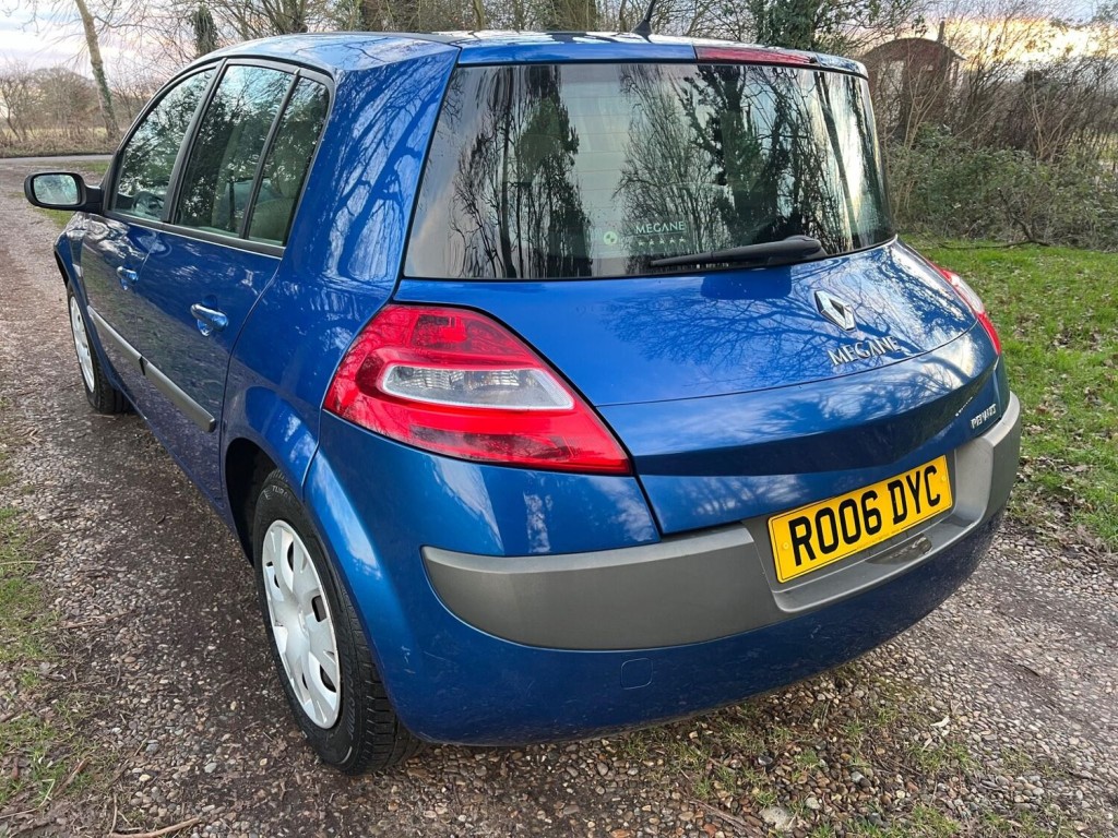RENAULT MEGANE