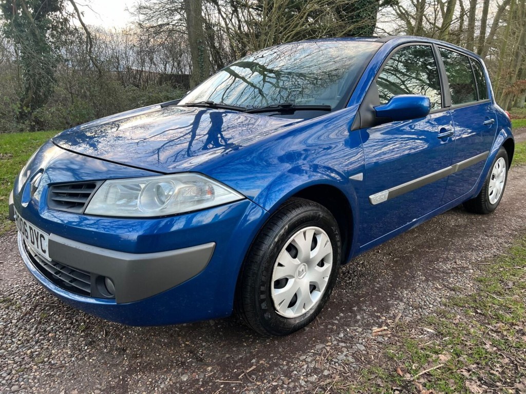 RENAULT MEGANE