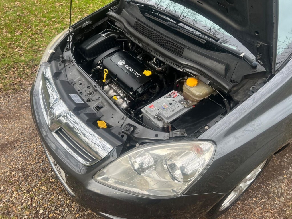 VAUXHALL ZAFIRA
