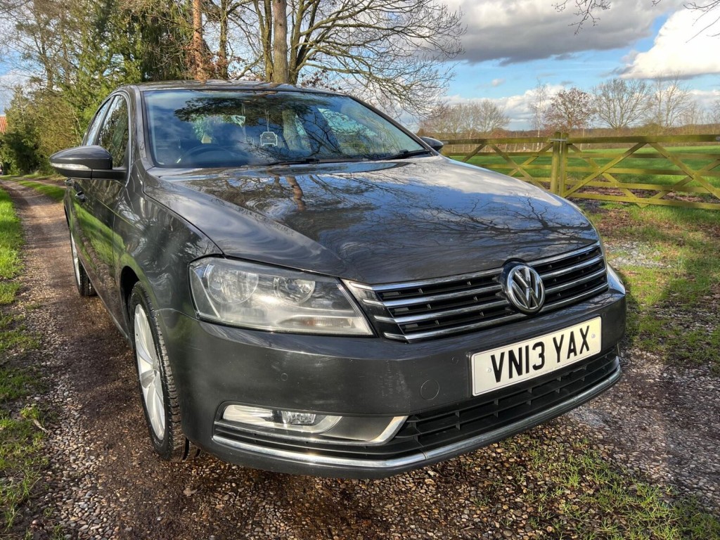 View VOLKSWAGEN PASSAT 1.6 TDI BlueMotion Tech Highline Euro 5 (s/s) 4dr