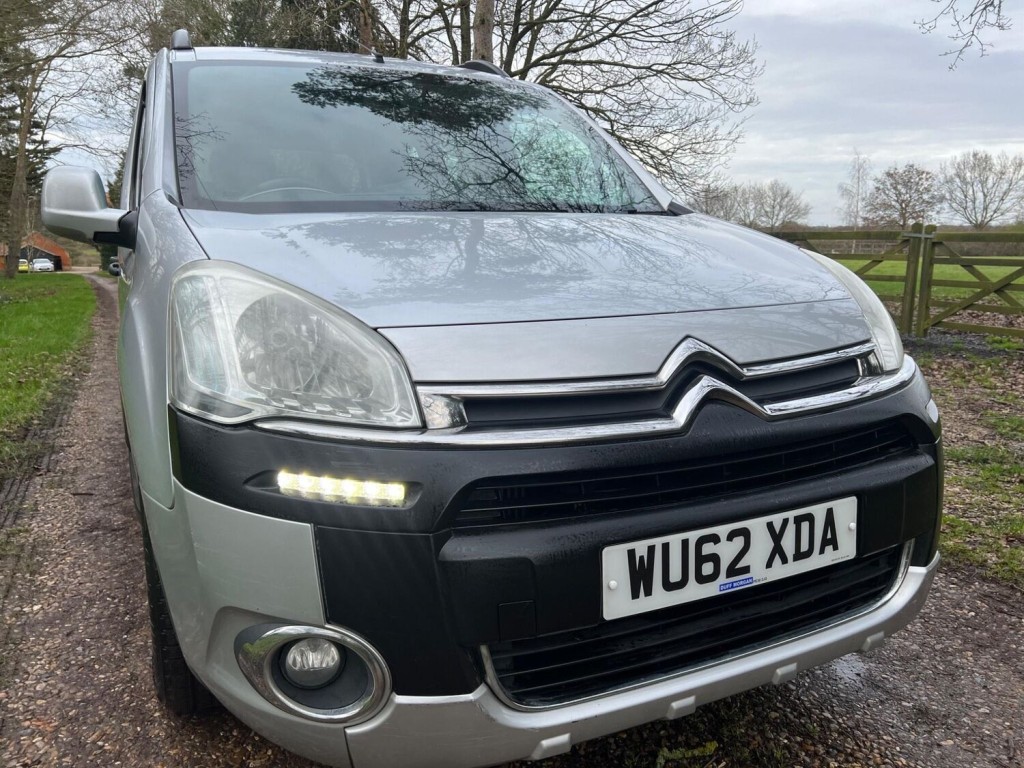 View CITROEN BERLINGO 1.6 HDi XTR Multispace MPV Euro 5 5dr