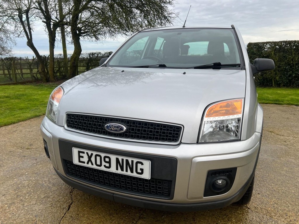 View FORD FUSION 1.4 TDCi Zetec Climate 5dr
