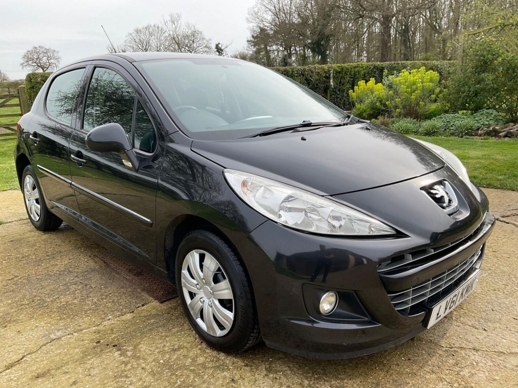 View PEUGEOT 207 1.4 Active Euro 5 5dr
