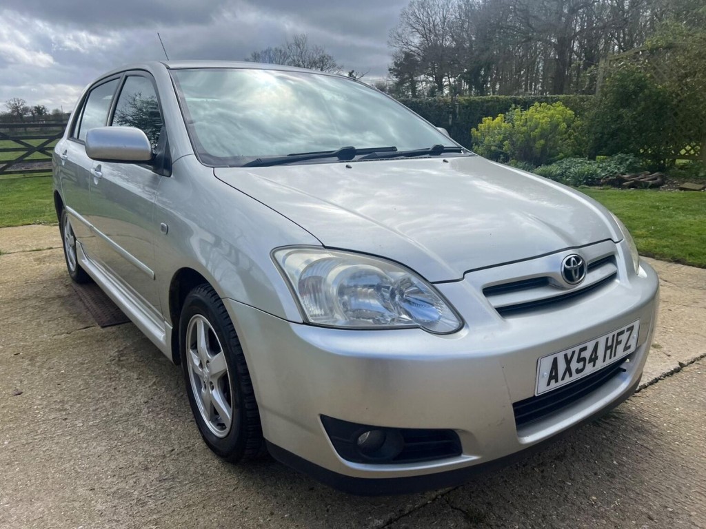 View TOYOTA COROLLA 1.6 VVT-i T3 5dr