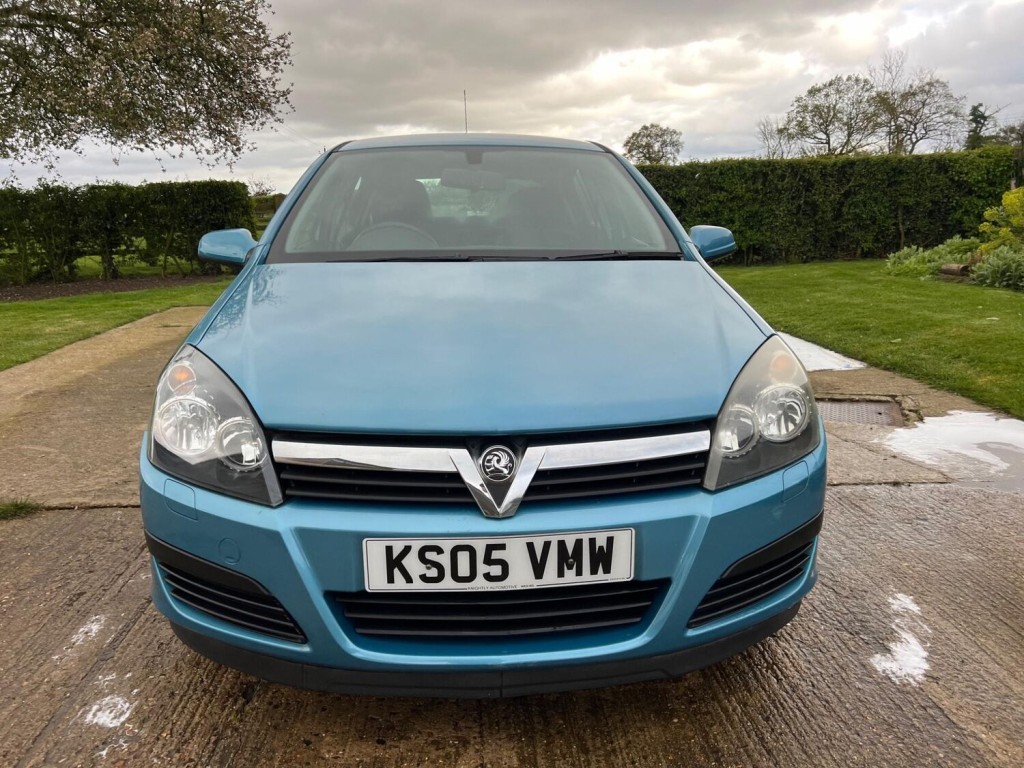 VAUXHALL ASTRA