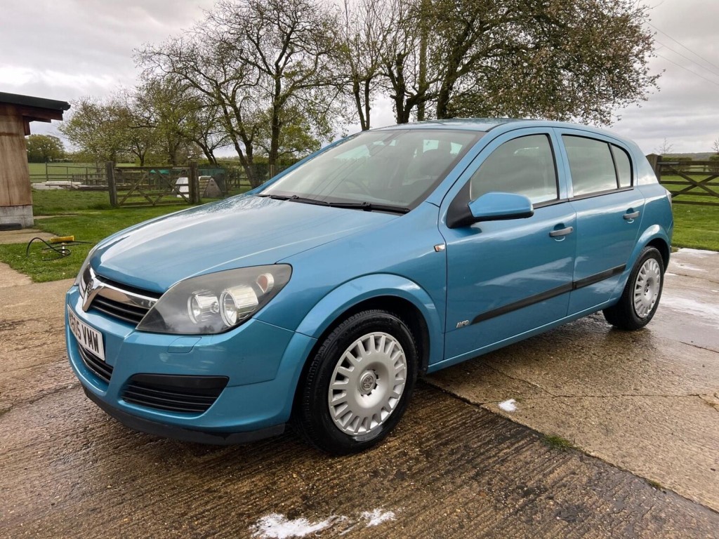 VAUXHALL ASTRA