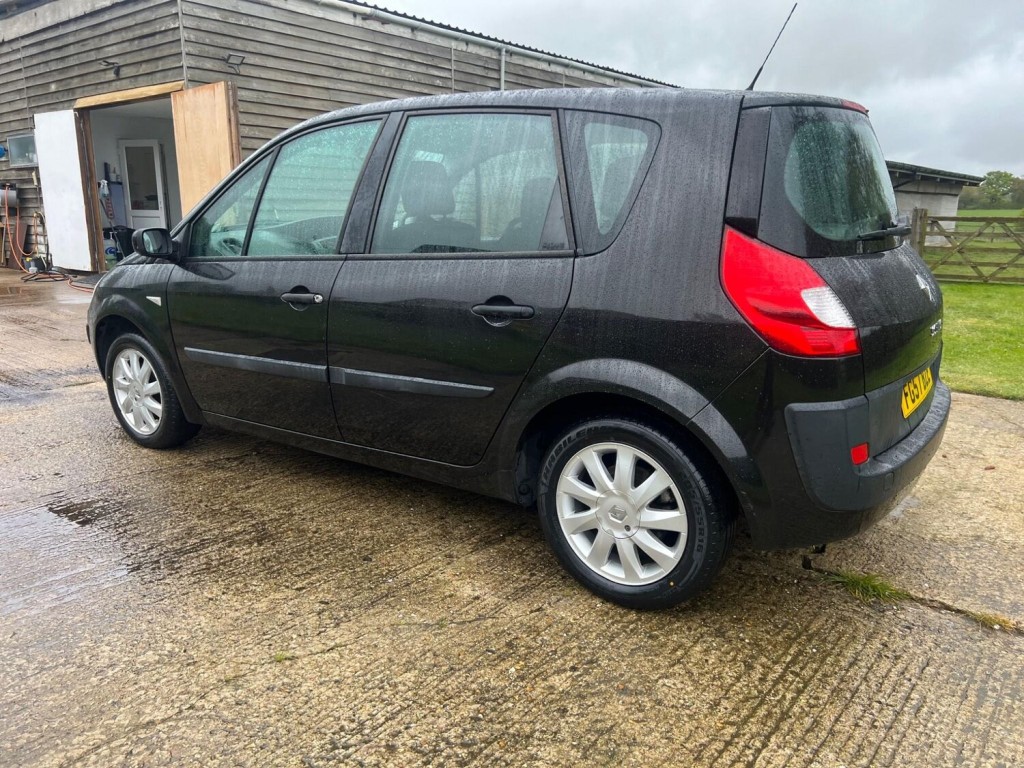 RENAULT SCENIC