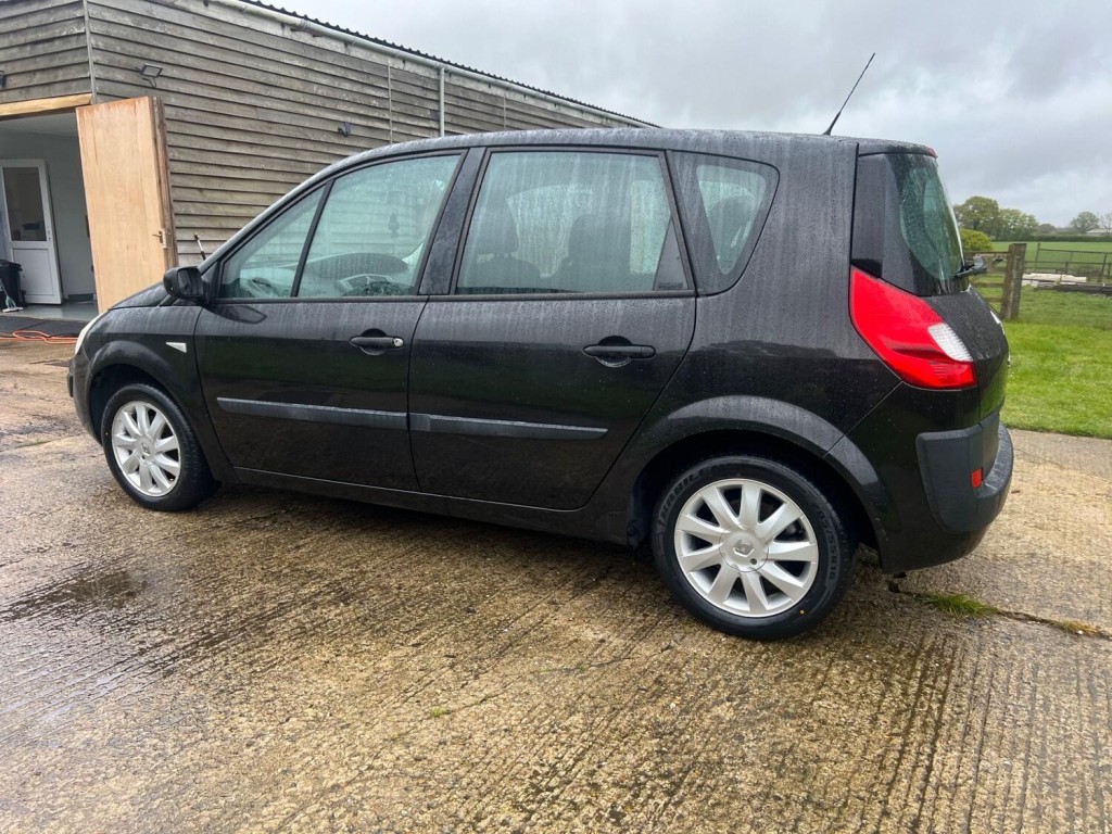 RENAULT SCENIC