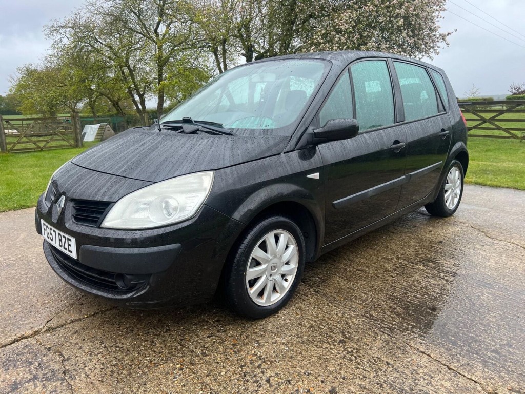 RENAULT SCENIC