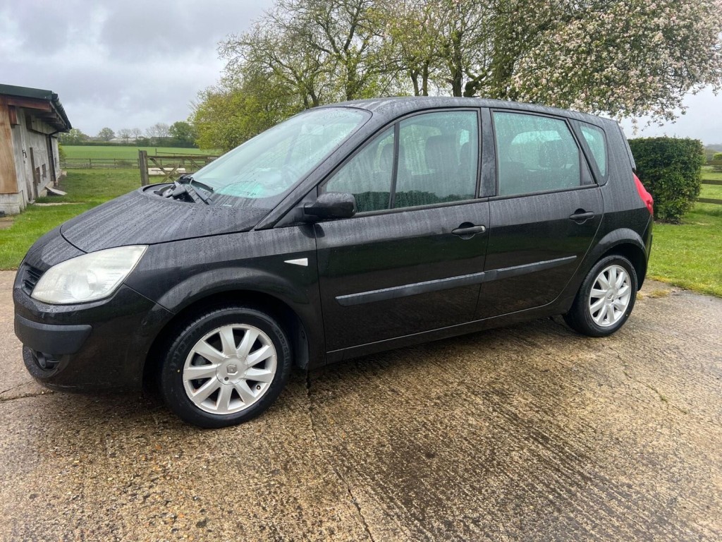 RENAULT SCENIC