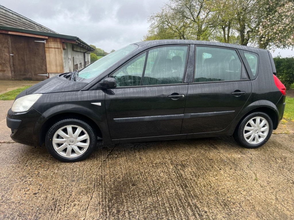 RENAULT SCENIC
