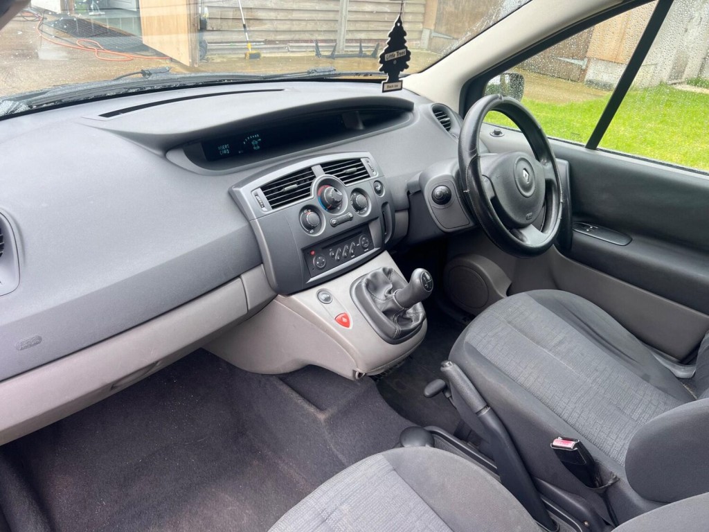 RENAULT SCENIC
