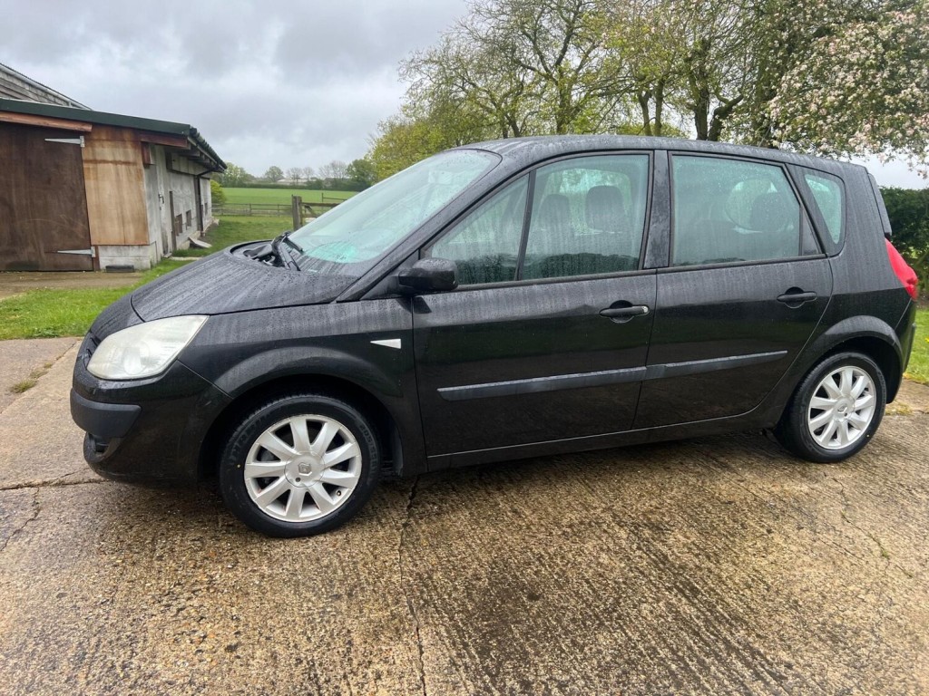 RENAULT SCENIC