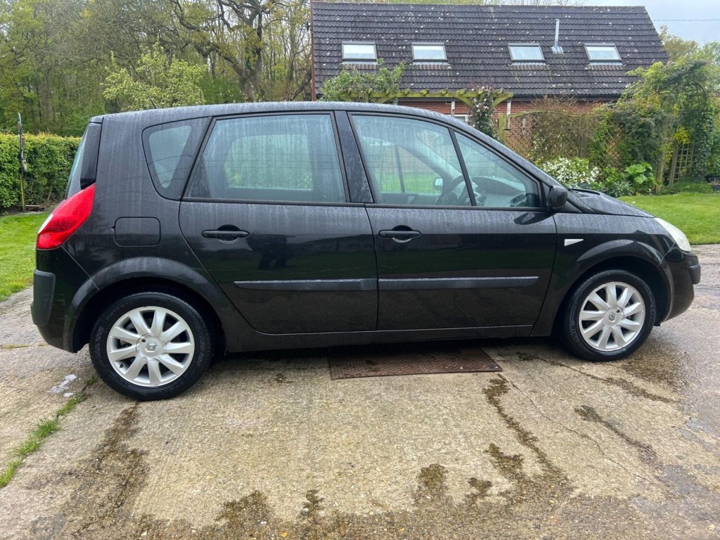 RENAULT SCENIC