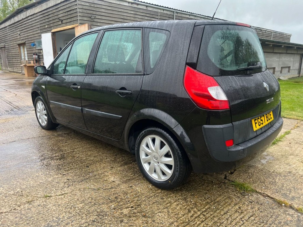 RENAULT SCENIC