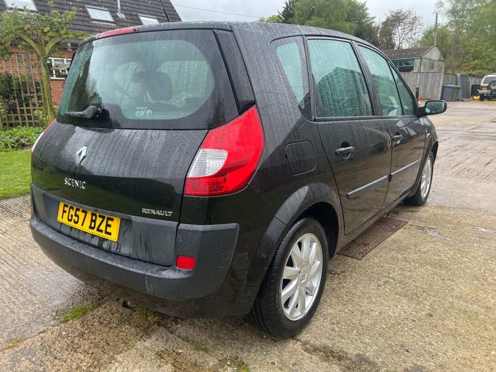 RENAULT SCENIC
