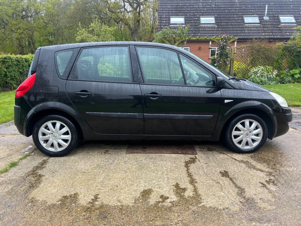 RENAULT SCENIC