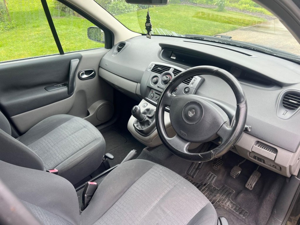 RENAULT SCENIC