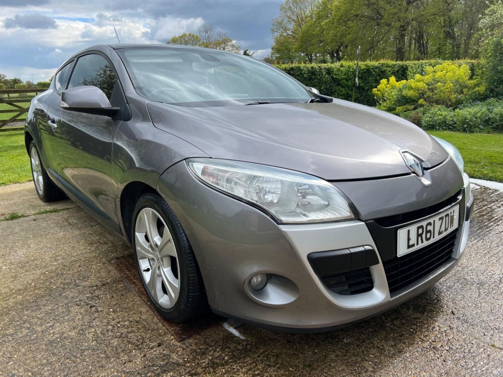 View RENAULT MEGANE 1.5 dCi Dynamique TomTom Euro 5 3dr