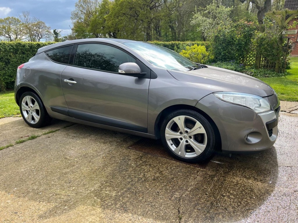 RENAULT MEGANE