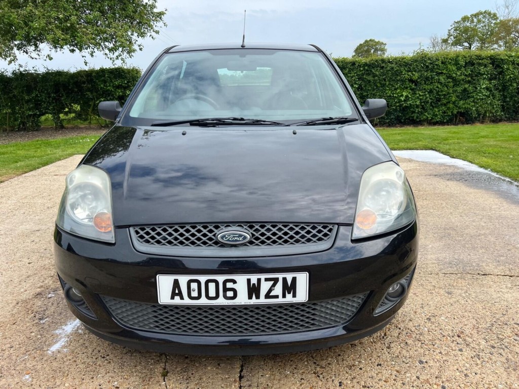 View FORD FIESTA 1.25 Zetec 5dr