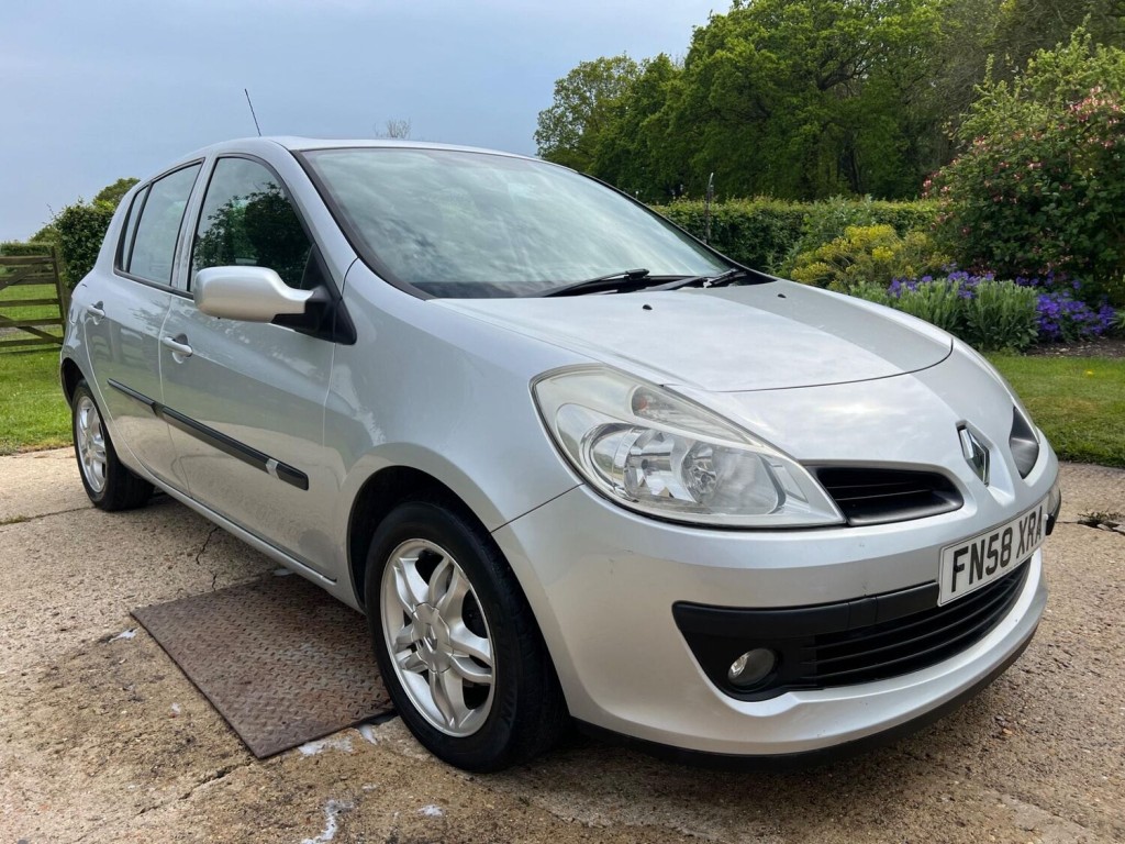 View RENAULT CLIO 1.2 16v Expression 5dr