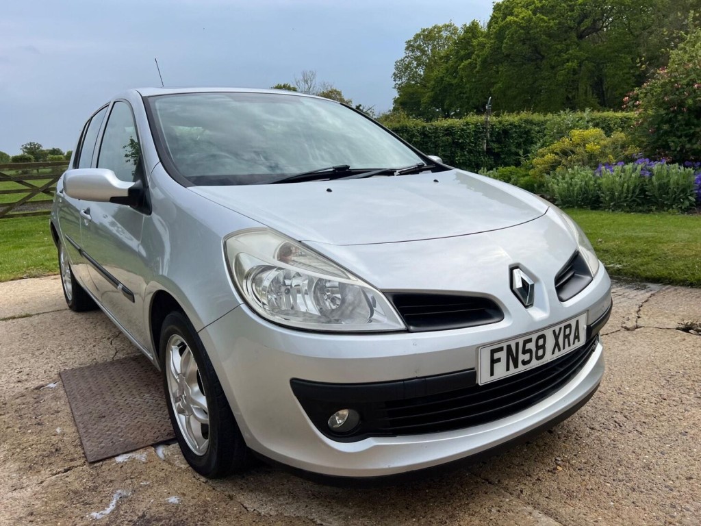 View RENAULT CLIO 1.2 16v Expression 5dr