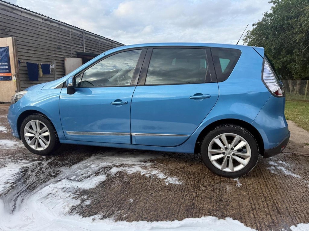 RENAULT SCENIC