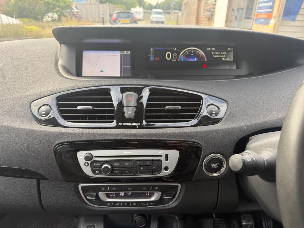 RENAULT SCENIC