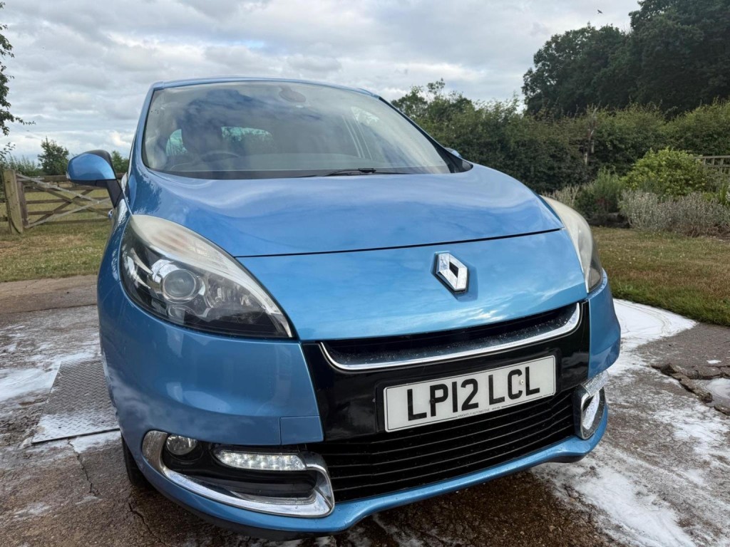 RENAULT SCENIC