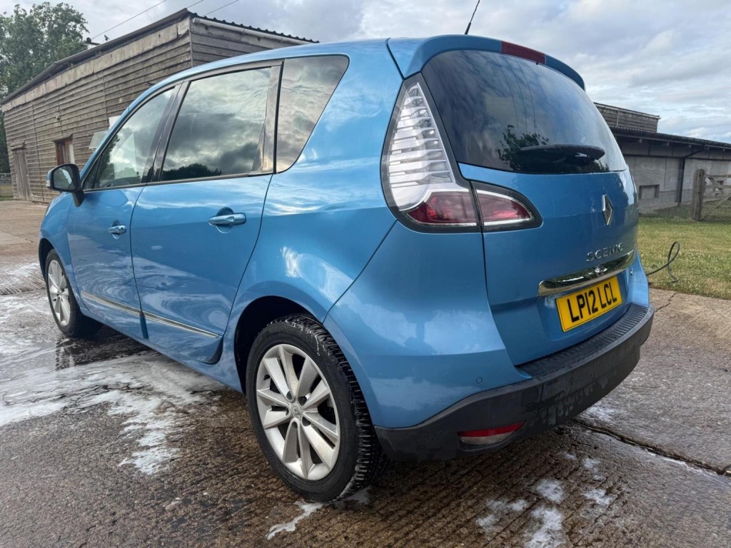 RENAULT SCENIC