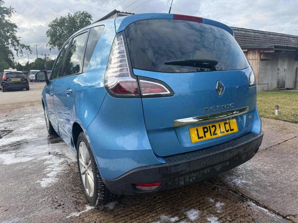 RENAULT SCENIC