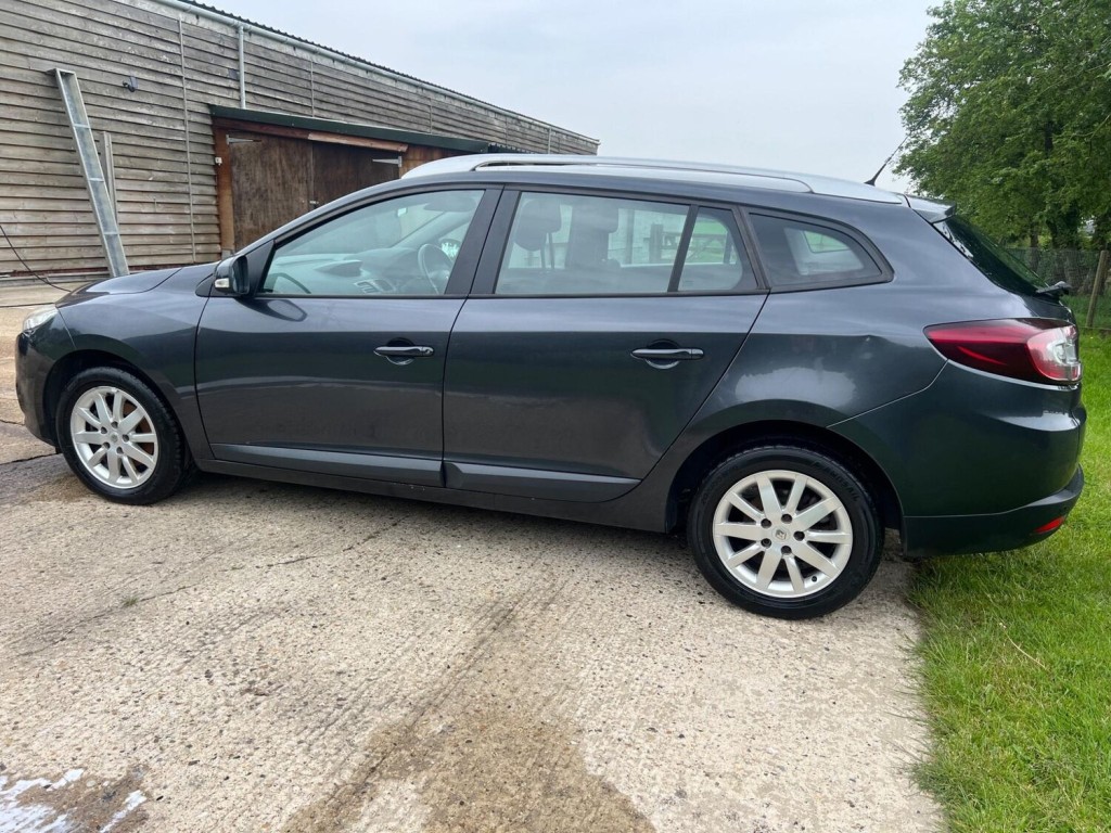 RENAULT MEGANE