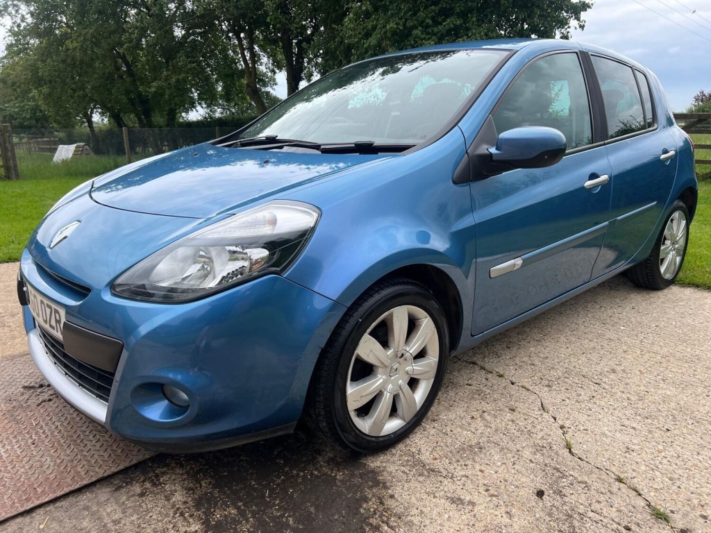 RENAULT CLIO